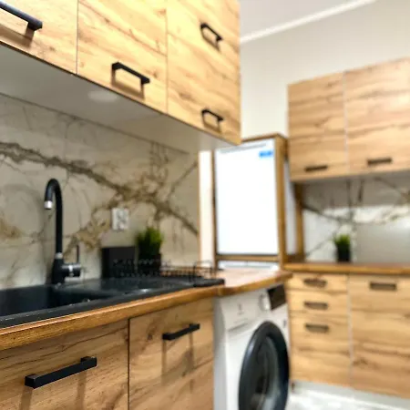 Mmrent Sunflower グダニスク