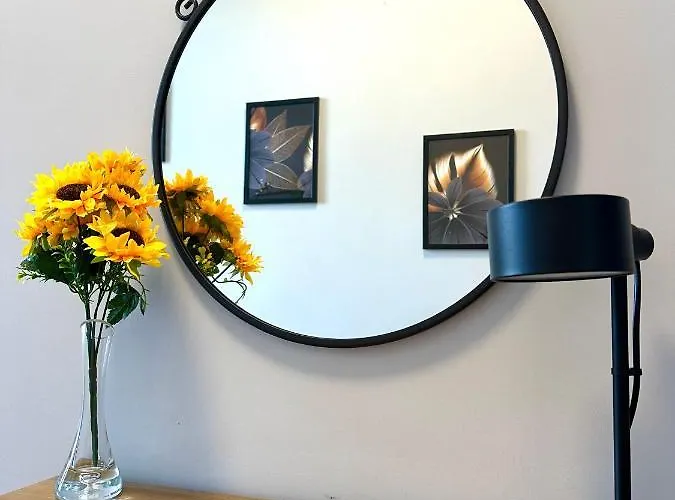 Mmrent Sunflower Habitación en casa particular